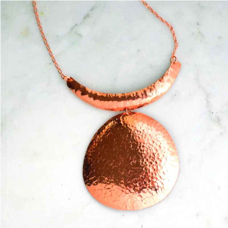 Mother's Tear Gorget