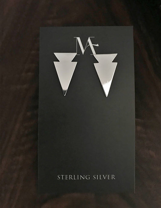 Arrowhead Motif Stud Earrings