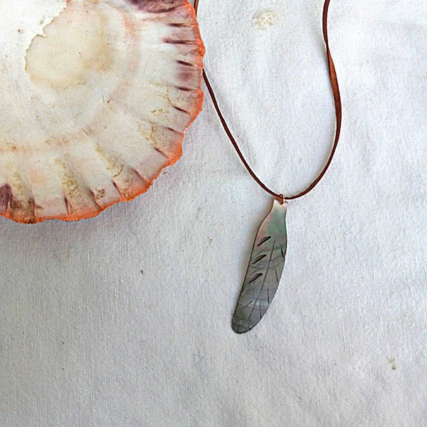 Black Lip Shell Feather Pendant Necklace