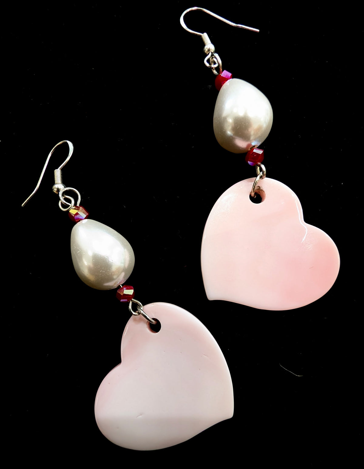 Queen Conch Heart & Pearl Drop Earrings