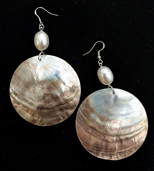 Black Lip Shell & Pearl Drop Earrings