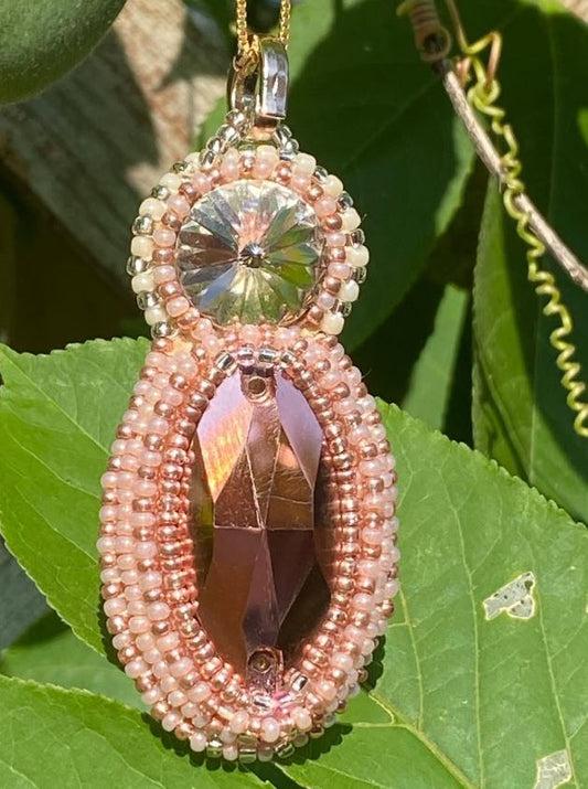 Nishkin Mvlanta” (Dazzled Eyes) Necklace